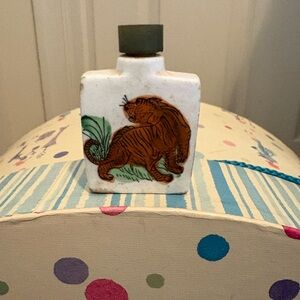 Vintage Ceramic Tiger  snuff Bottle